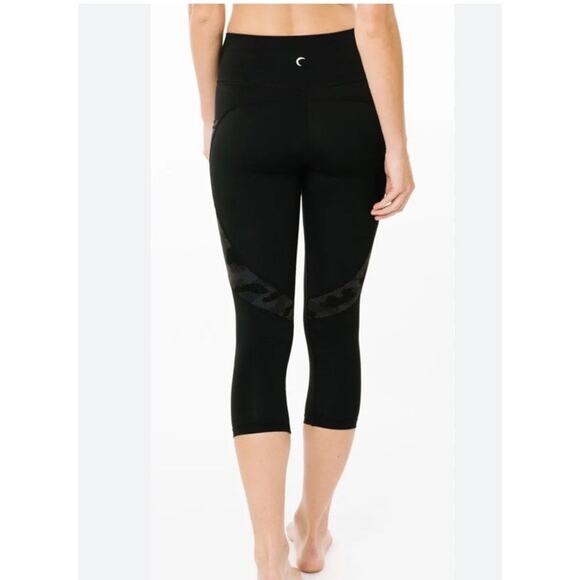 Zyia Pants Girls 8-10 Leggings Black Camo Reflective Cropped High Rise Pockets - Picture 1 of 6